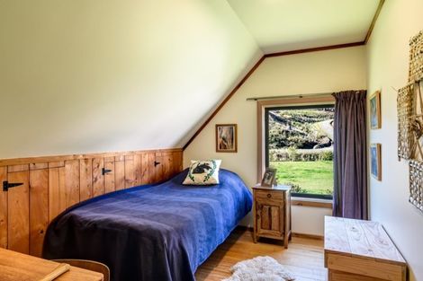 Photo of property in 7 Neudorf Road, Upper Moutere, 7175