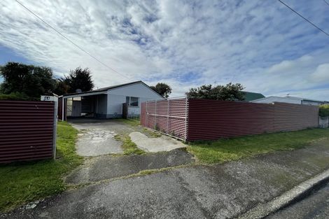 Photo of property in 44 Avon Road, Clifton, Invercargill, 9812
