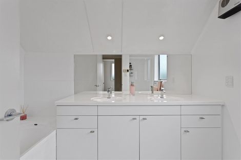 Photo of property in 9 Argo Place, Casebrook, Christchurch, 8051