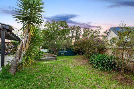 Photo of property in 32 Marinich Drive South, Ranui, Auckland, 0612