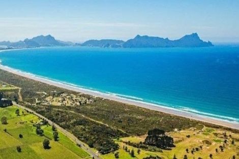 Photo of property in 15 Ocean View Rise, Ruakaka, 0116