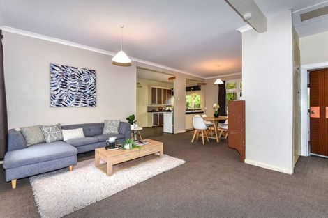 Photo of property in 52 Bowhill Road, New Brighton, Christchurch, 8083