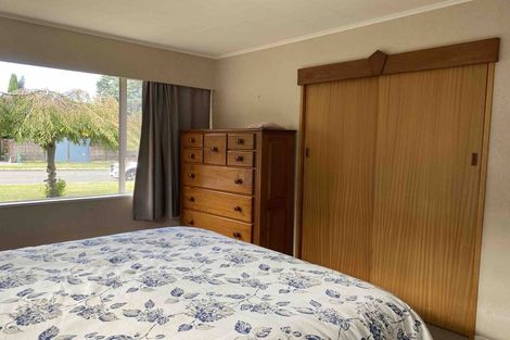 Photo of property in 3 Trigg Crescent, Taradale, Napier, 4112