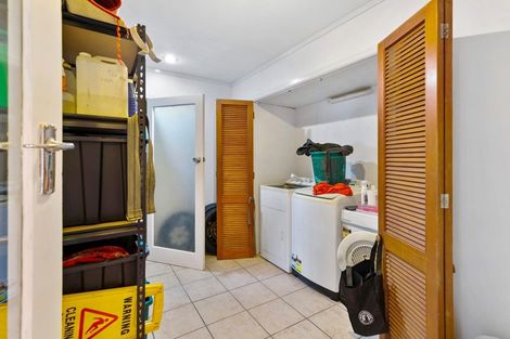 Photo of property in 18 Killarney Avenue, Torbay, Auckland, 0630