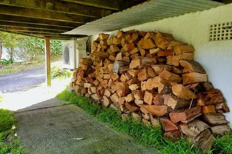 Photo of property in 33 Bankot Crescent, Ngaio, Wellington, 6035