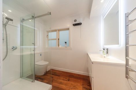 Photo of property in 5 Jalna Avenue, Khandallah, Wellington, 6035