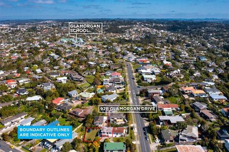 Photo of property in 2/92 Glamorgan Drive, Torbay, Auckland, 0630