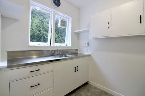 Photo of property in 25 Finnimore Terrace, Vogeltown, Wellington, 6021