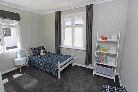 Photo of property in 15 Monowai Road, Ravensbourne, Dunedin, 9022