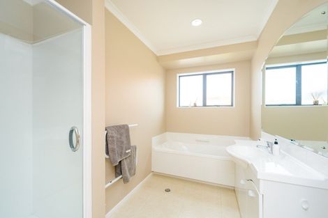 Photo of property in 189 Ruapehu Drive, Fitzherbert, Palmerston North, 4410