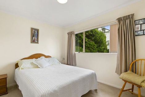 Photo of property in 102a Parkvale Road, Karori, Wellington, 6012