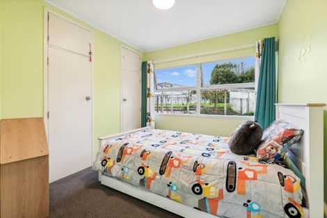 Photo of property in 22 Whitford Park Road, Whitford, Howick, 2571