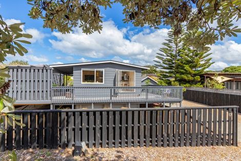 Photo of property in 17 Dornie Place, Omaha, Warkworth, 0986