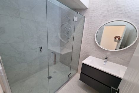 Photo of property in 2 Matau Way, Hauraki, Auckland, 0622