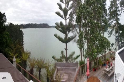 Photo of property in 23 Ferry Parade, Herald Island, Auckland, 0618