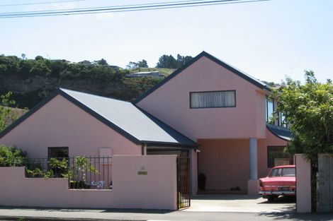 Photo of property in 10 Hardwicke Street, Sumner, Christchurch, 8081