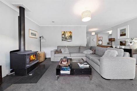 Photo of property in 80 Devon Street, Arrowtown, 9302