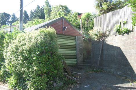 Photo of property in 2 Dudley Road, Lyttelton, 8082