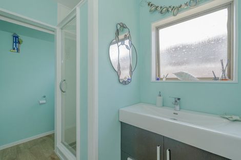 Photo of property in 36 Manaia Road, Tairua, 3508