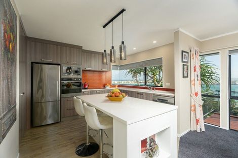 Photo of property in 1 Lort Point Lane, Whangarei Heads, Whangarei, 0174