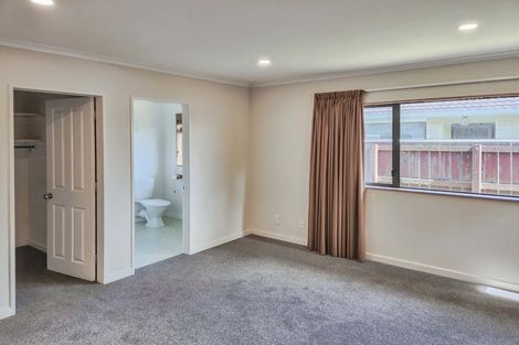 Photo of property in 115 Waiwhetu Road, Waterloo, Lower Hutt, 5011