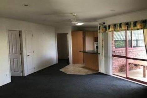 Photo of property in 227a Hill Road, The Gardens, Auckland, 2105