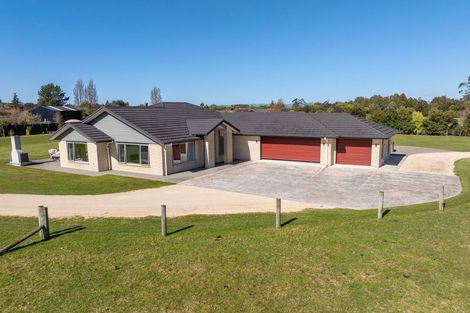 Photo of property in 250 Hughes Line, West Taratahi, Masterton, 5887