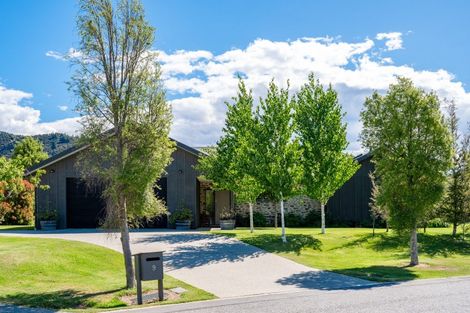 Photo of property in 9 Hikuwai Drive, Albert Town, Wanaka, 9305