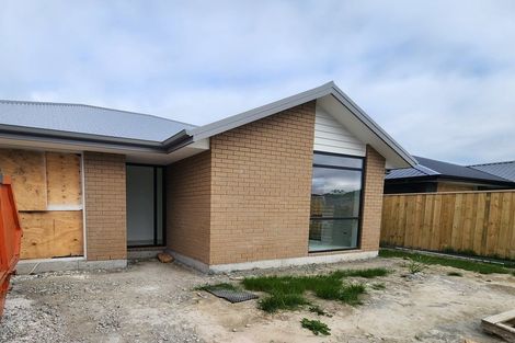 Photo of property in 17 Henshaw Street, Woodend, 7610