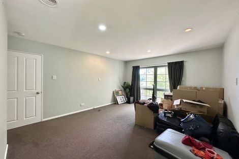 Photo of property in 116 Pinehaven Road, Pinehaven, Upper Hutt, 5019