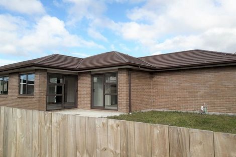 Photo of property in 16 Piripono Crescent, Pukekohe, 2120