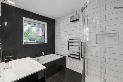 Photo of property in 38 Styx River Place, Spencerville, Christchurch, 8083