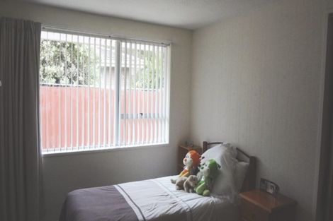 Photo of property in 67 Karnak Crescent, Russley, Christchurch, 8042