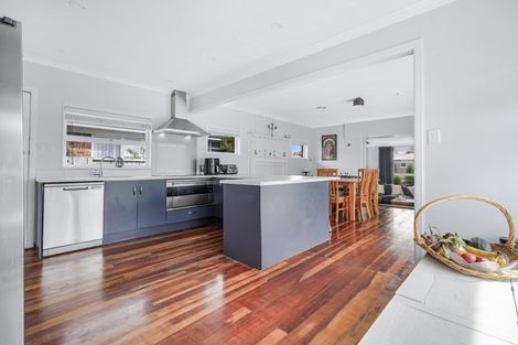 Photo of property in 1 Patricia Avenue, Hamilton East, Hamilton, 3216