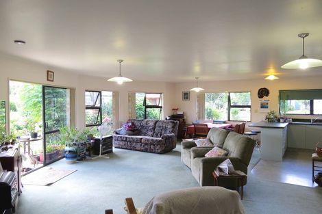 Photo of property in 3 Allman Drive, Coromandel, 3506