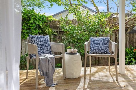 Photo of property in 11a Pokapu Place, Bethlehem, Tauranga, 3110