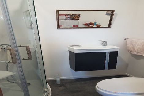 Photo of property in 19 Timaru Road, Waimate, 7924