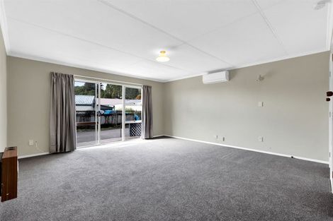 Photo of property in 2a Tawa Street, Inglewood, 4330