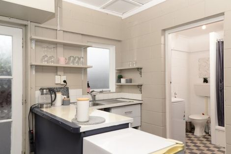 Photo of property in 79 Tuhikaramea Road, Dinsdale, Hamilton, 3204