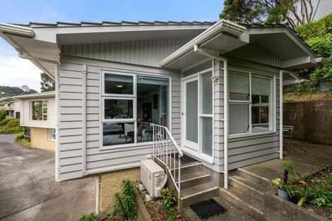 Photo of property in 8b Randolph Road, Crofton Downs, Wellington, 6035