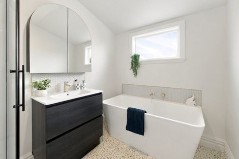 Photo of property in 22 Dickens Street, Addington, Christchurch, 8024