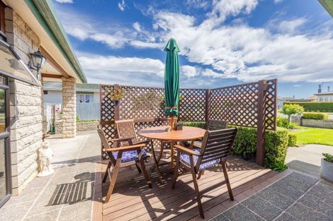 Photo of property in 15a Holyrood Terrace, Waipukurau, 4200