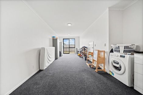 Photo of property in 37 Matairangi Avenue, Totara Heights, Auckland, 2105