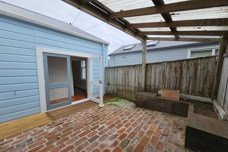 Photo of property in 105 Elizabeth Street, Mount Victoria, Wellington, 6011