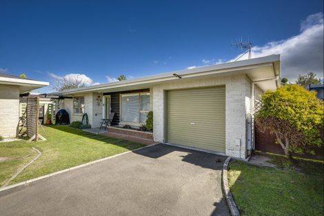 Photo of property in 3/17 Ngarimu Crescent, Taradale, Napier, 4112