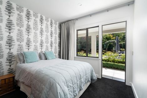 Photo of property in 344 Gillespie Place, Acacia Bay, Taupo, 3385