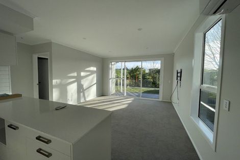 Photo of property in 14 Koreke Close, Kenepuru, Porirua, 5022