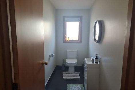 Photo of property in 8 Somerset Lane, Rosedale, Invercargill, 9810