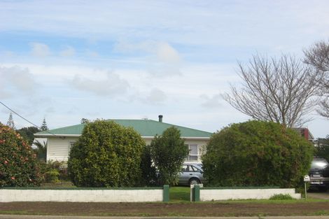 Photo of property in 65 Leslie Street, Waitara, 4320