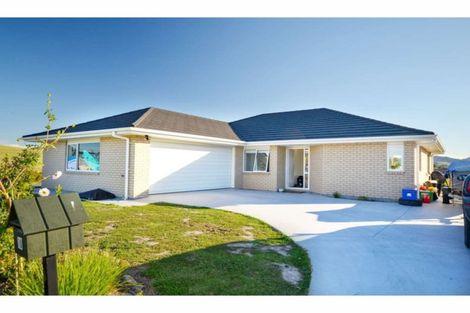 Photo of property in 10 Captains Loop, Haruru, 0204